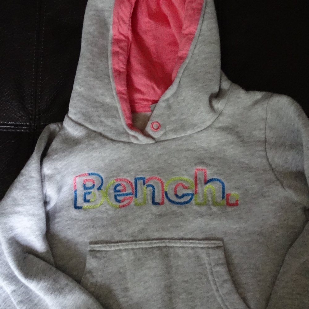 BENCH HOODIE